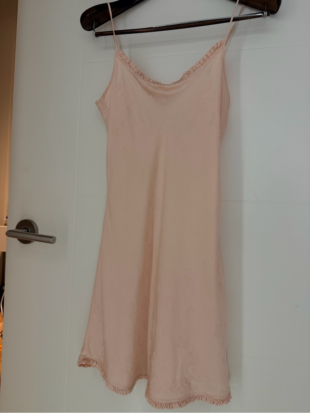 100% Silk Light Peach Pink Women’s Satin Cami with Ruffle Trim Night Gown Dress - Picture 3 of 8